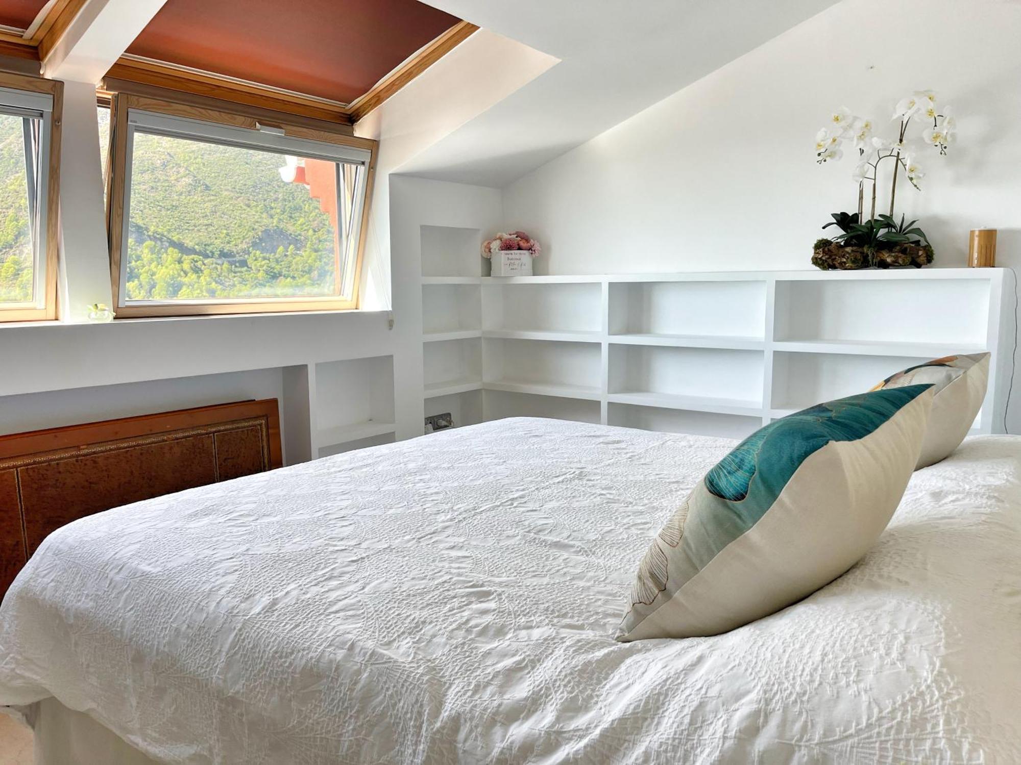 Ojen Penthouse Appartement Buitenkant foto